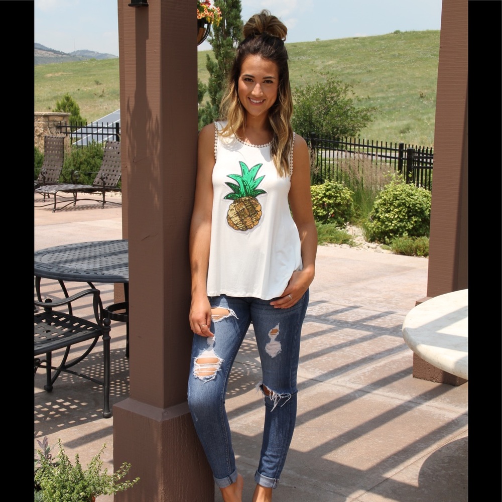Pineapple Tank